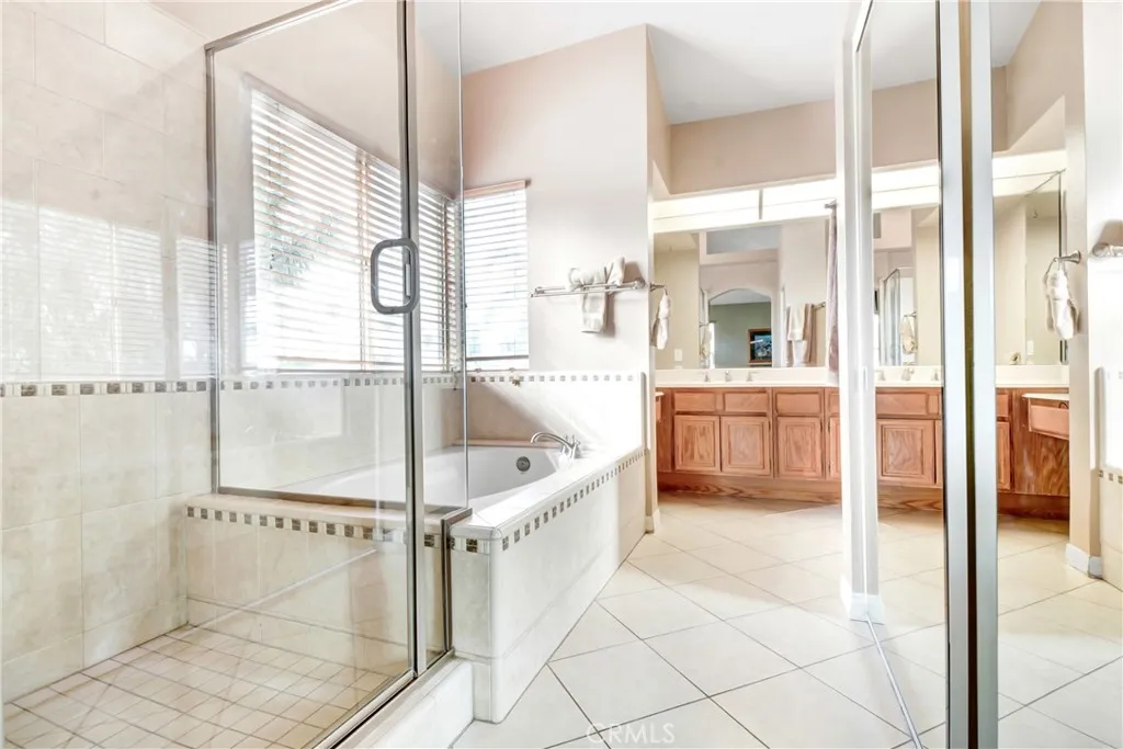 13745 San Gabriel Court, Fontana, California 92336 home-pic-14