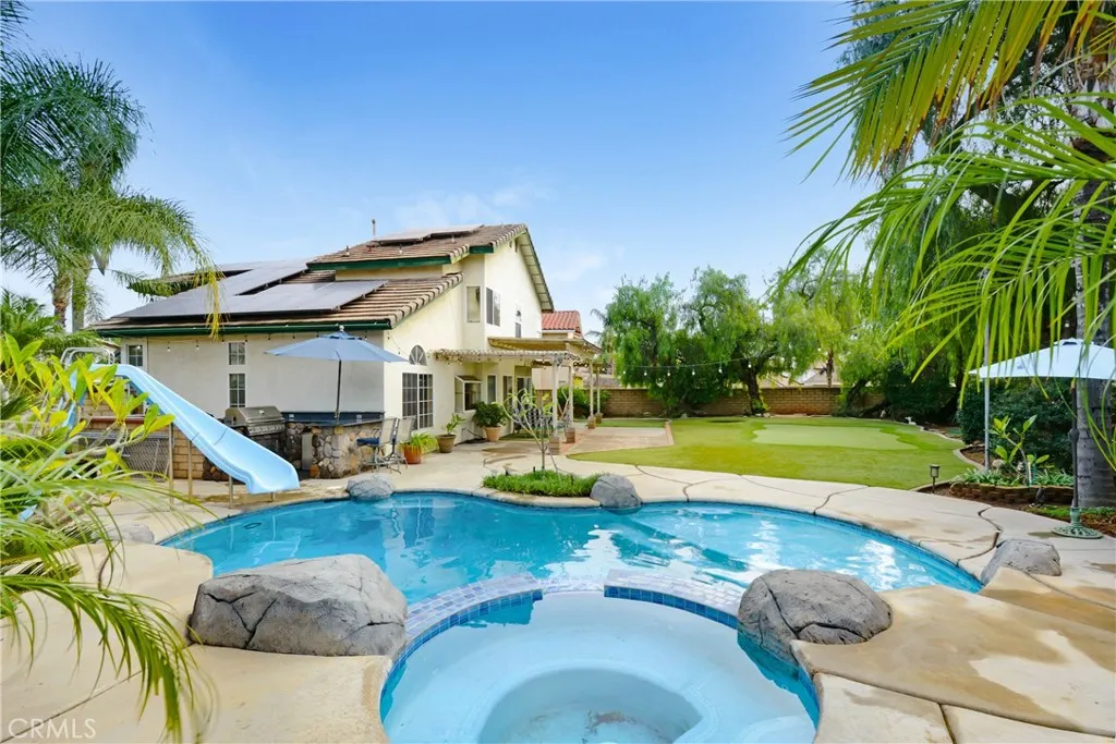 13745 San Gabriel Court, Fontana, California 92336 home-pic-24