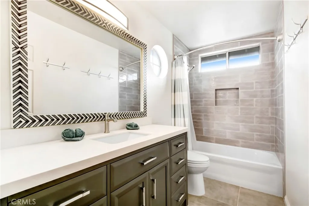 13745 San Gabriel Court, Fontana, California 92336 home-pic-20