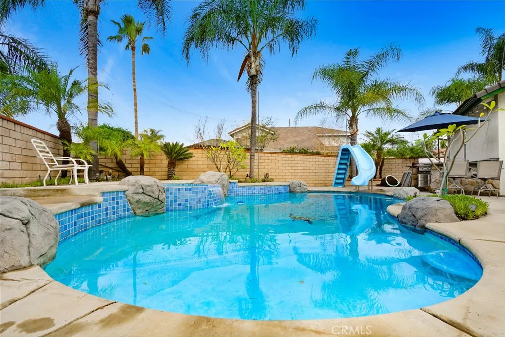 13745 San Gabriel Court, Fontana, California 92336 home-pic-27