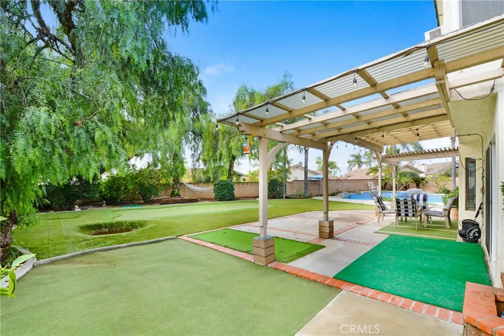 13745 San Gabriel Court, Fontana, California 92336 home-pic-22