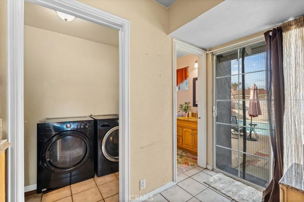 1683 Meserve Street, Pomona, California 91766 home-pic-17