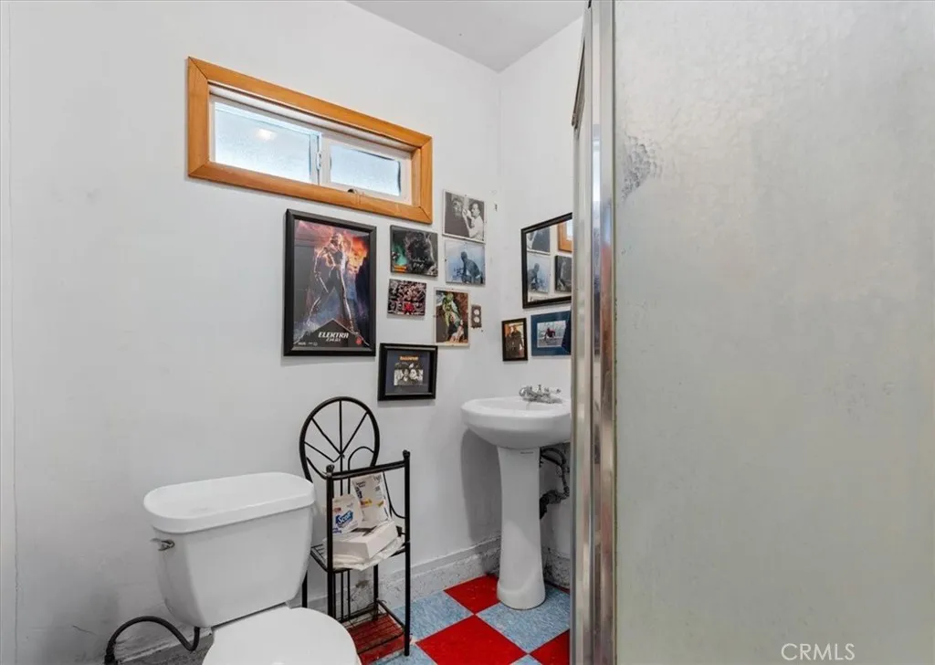 1683 Meserve Street, Pomona, California 91766 home-pic-34