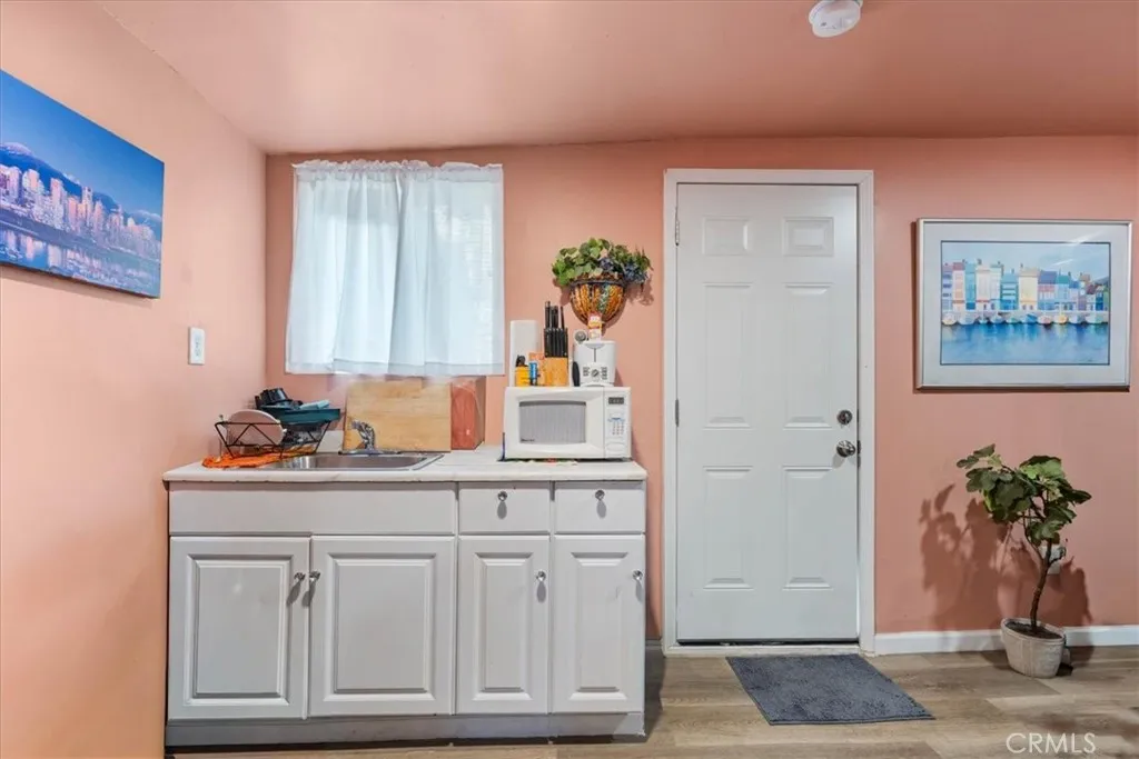 1683 Meserve Street, Pomona, California 91766 home-pic-27