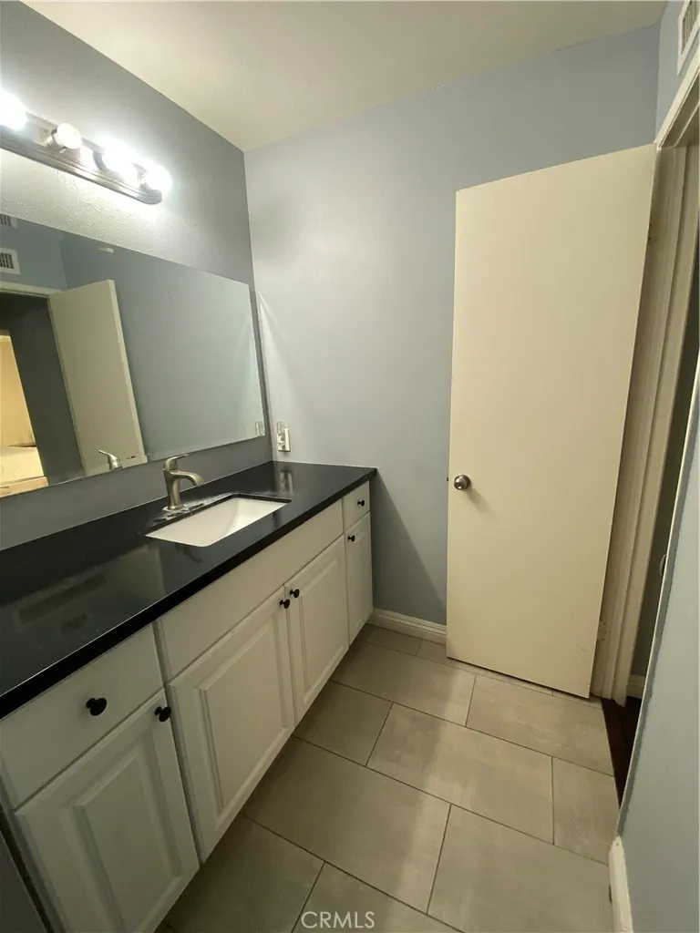 5519 Pioneer 42, Whittier, California 90601 home-pic-7