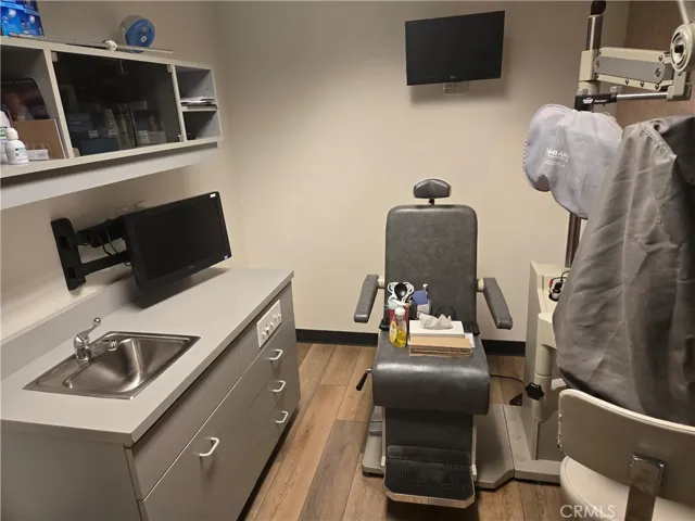Exam room 1.