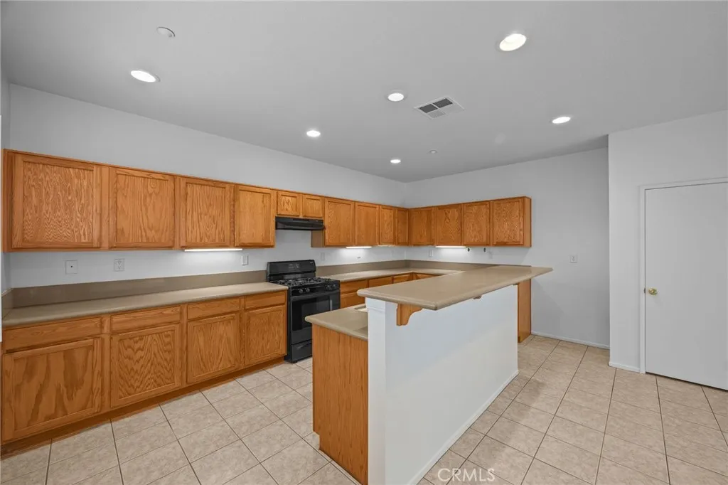 7353 Ellena West Unit 112, Rancho Cucamonga, California 91730 home-pic-11