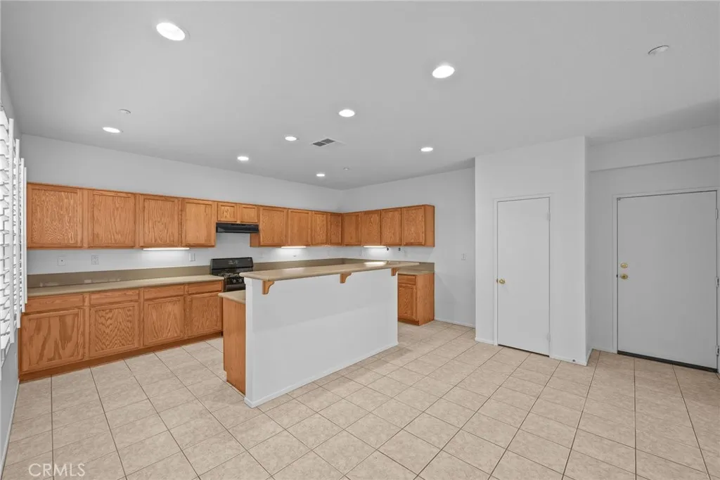 7353 Ellena West Unit 112, Rancho Cucamonga, California 91730 home-pic-9