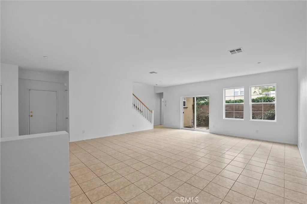 7353 Ellena West Unit 112, Rancho Cucamonga, California 91730 home-pic-6