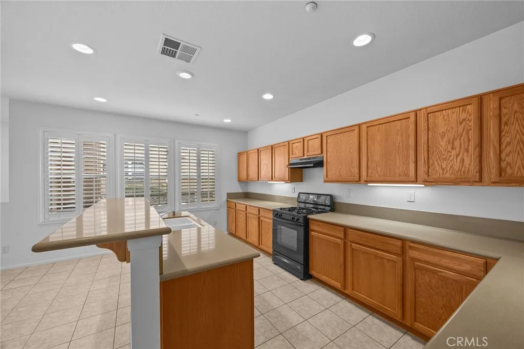 7353 Ellena West Unit 112, Rancho Cucamonga, California 91730 home-pic-15