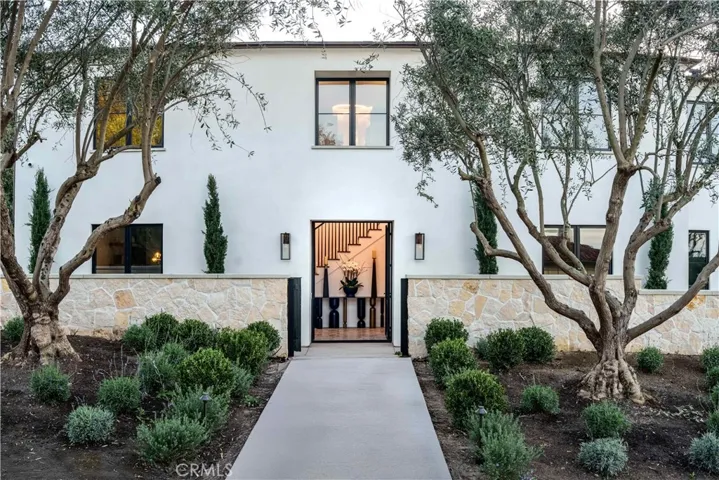 704 Apsley, Palos Verdes Estates, California 90274