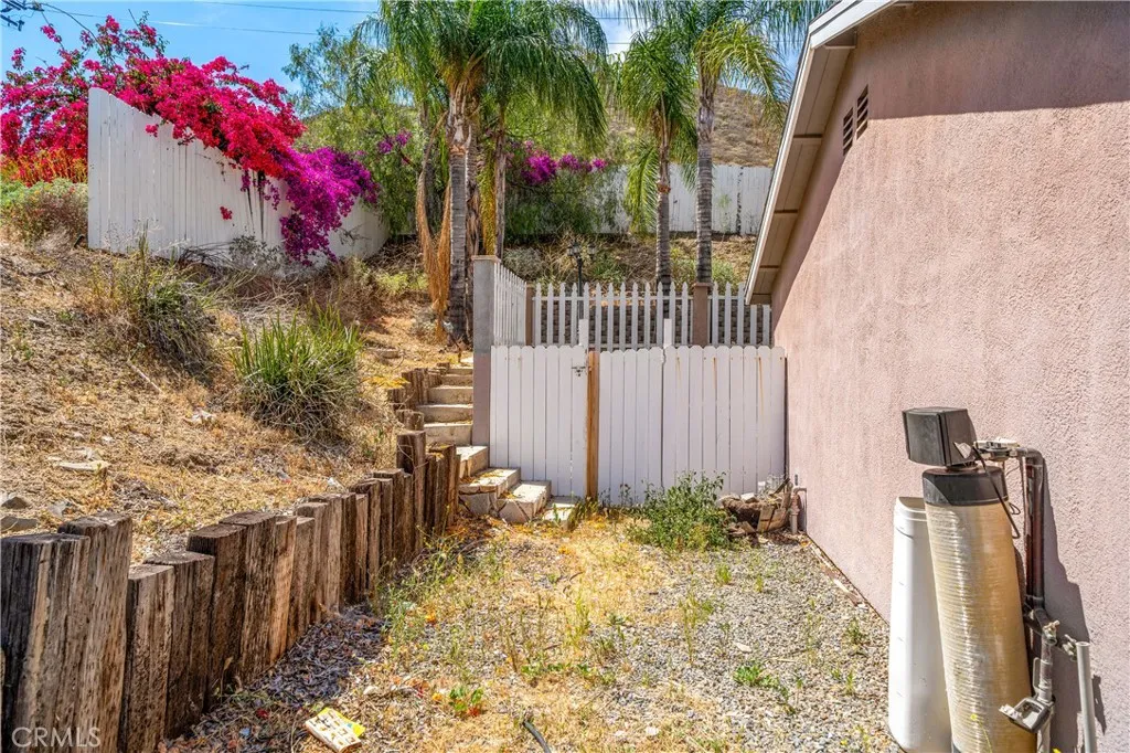 29582 Toomas, Menifee, California 92587 home-pic-25