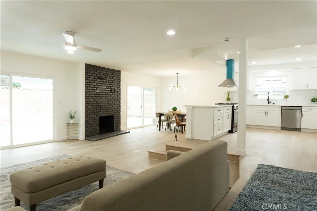 2248 Mariposa, Pomona, California 91767 home-pic-6
