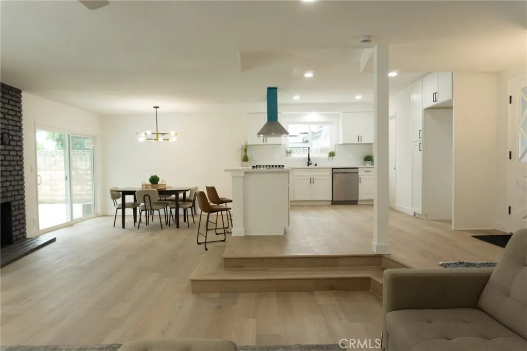 2248 Mariposa, Pomona, California 91767 home-pic-5