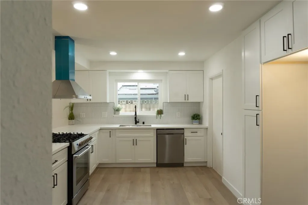 2248 Mariposa, Pomona, California 91767 home-pic-14