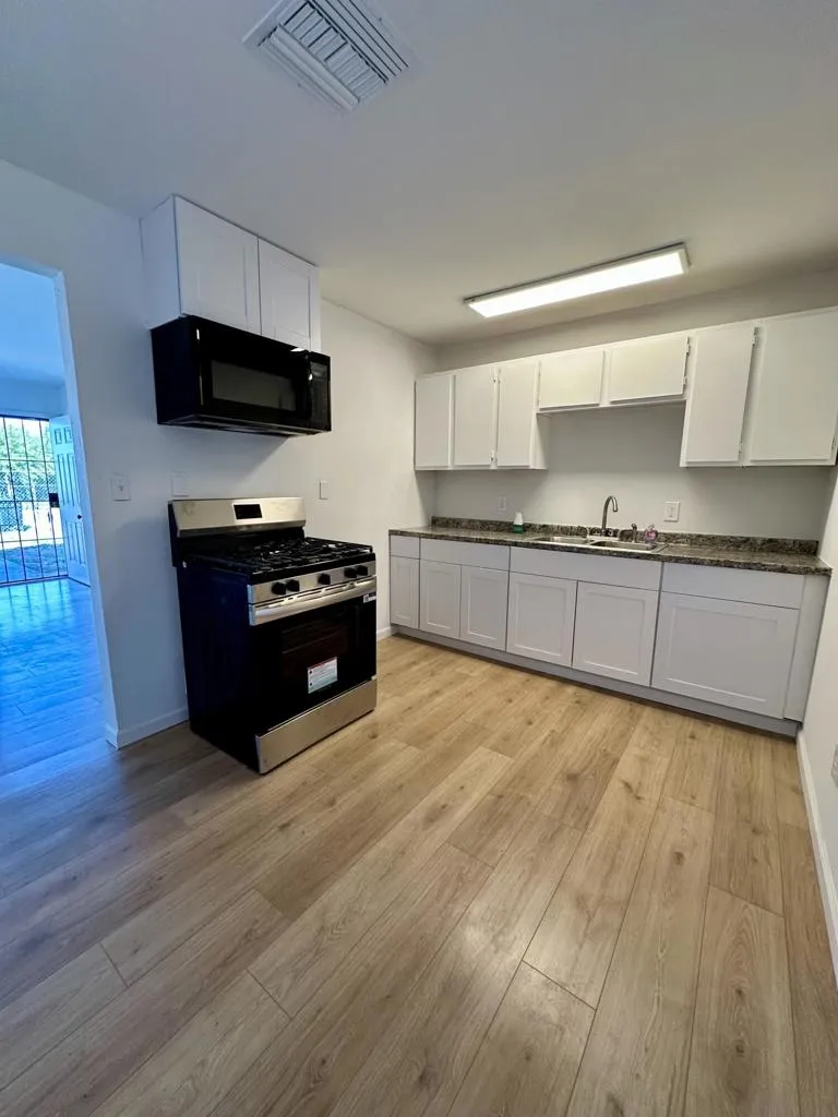 17595 Blythe Way, Blythe, California 92225 home-pic-6
