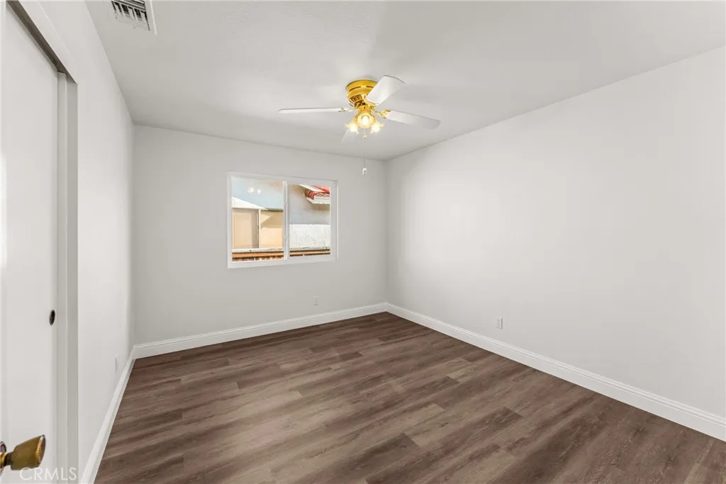 279 White Oak, Lake Elsinore, California 92530 home-pic-23