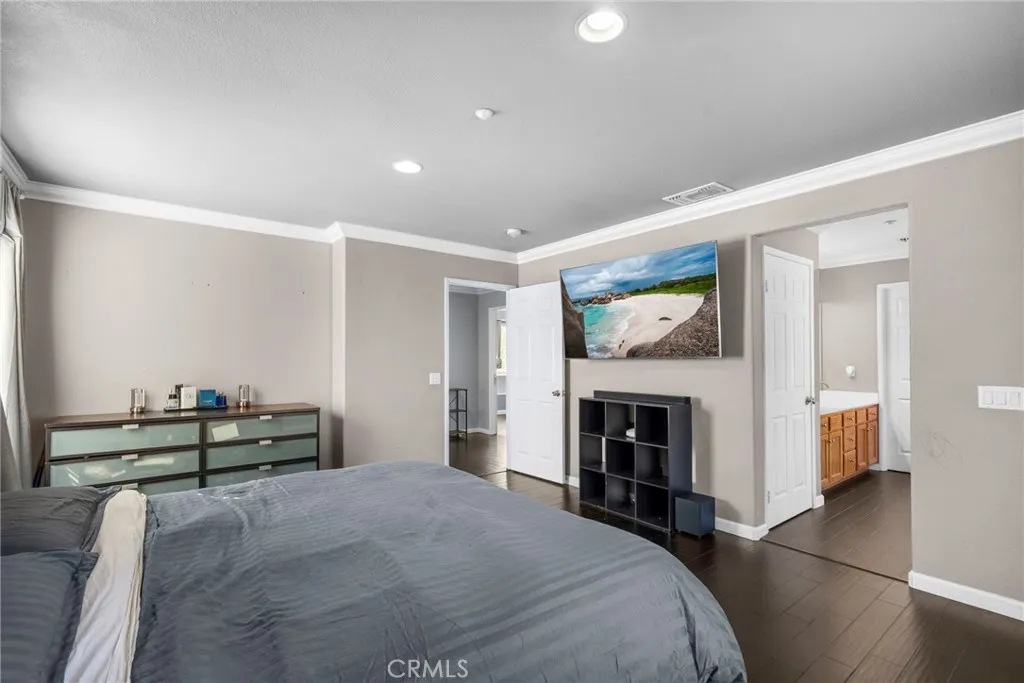 13204 Alta Vista Way, Sylmar, California 91342 home-pic-21