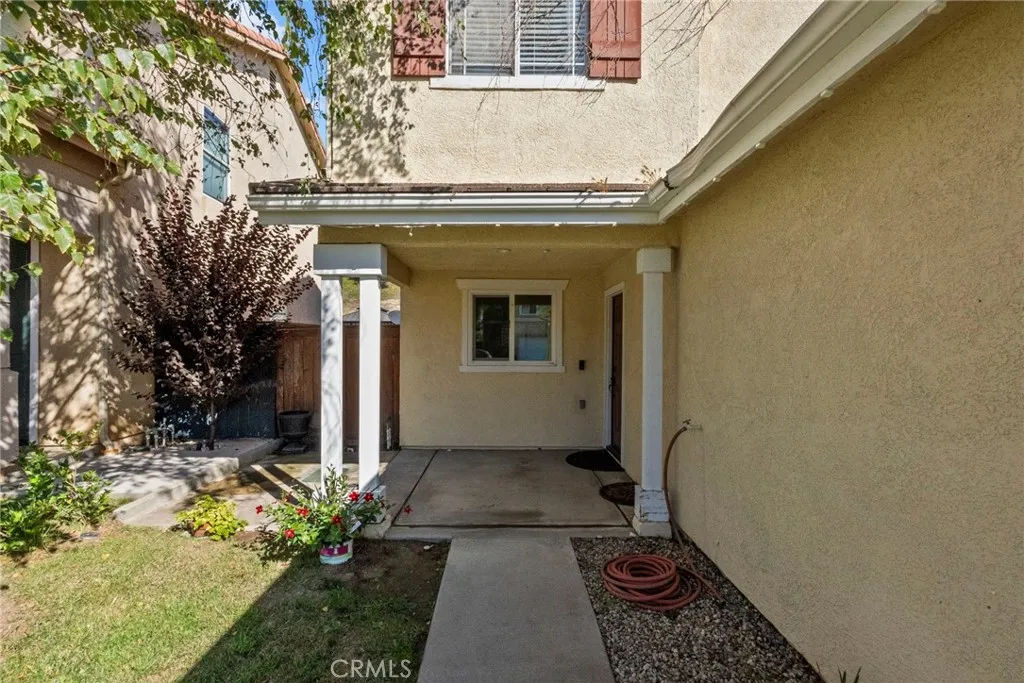 13204 Alta Vista Way, Sylmar, California 91342 home-pic-30