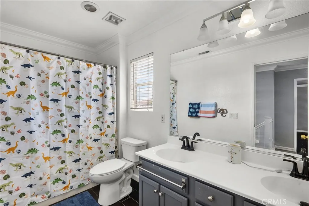 13204 Alta Vista Way, Sylmar, California 91342 home-pic-19