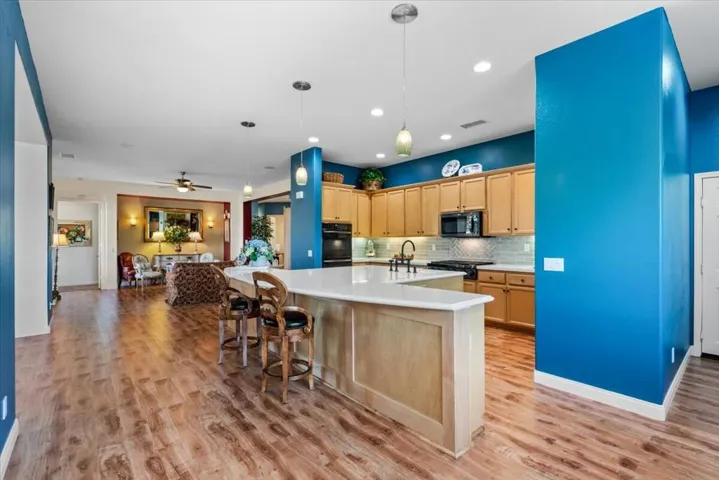 10-81836 Bowstring Cir-32