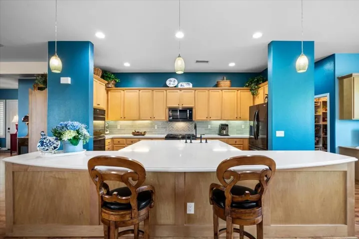 11-81836 Bowstring Cir-31