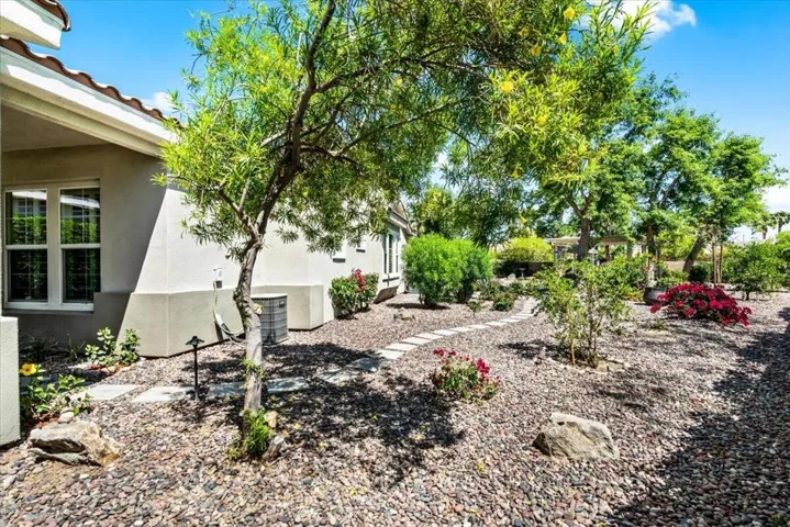 39-81836 Bowstring Cir-13