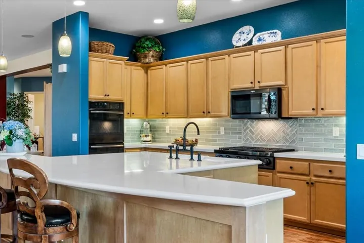 01-81836 Bowstring Circle (RETOUCH)-1