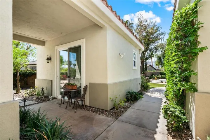24-81836 Bowstring Cir-22