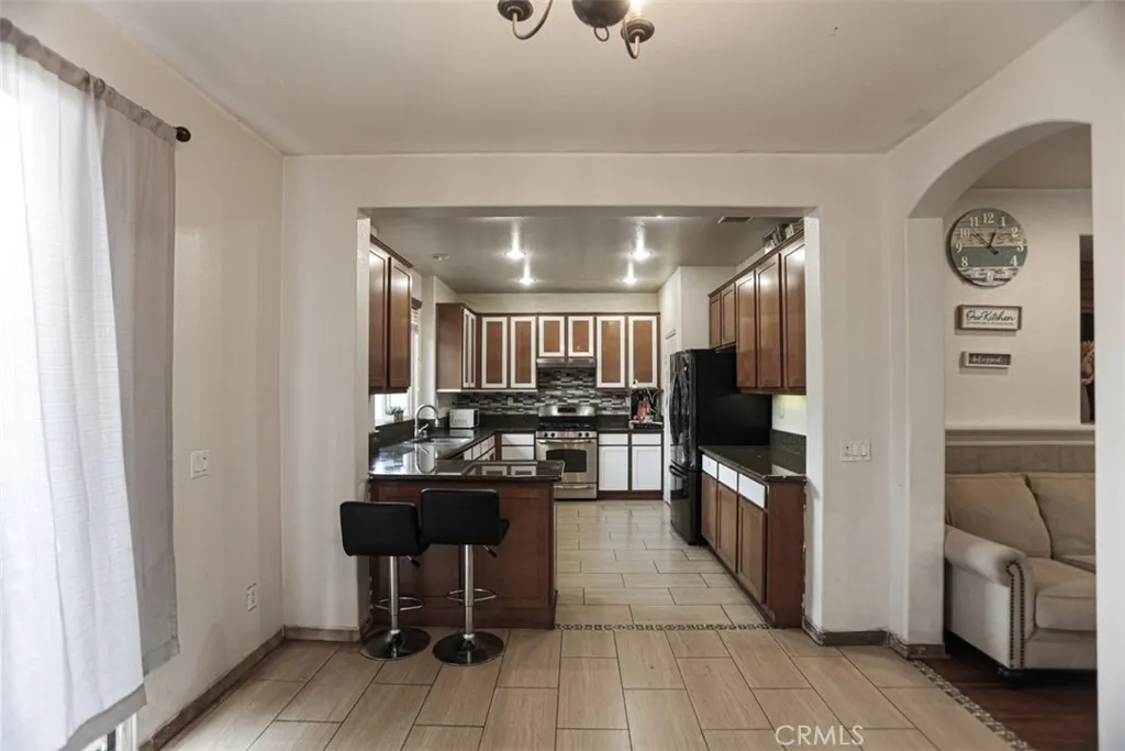 1356 Comfrey Leaf, Beaumont, California 92223 home-pic-15