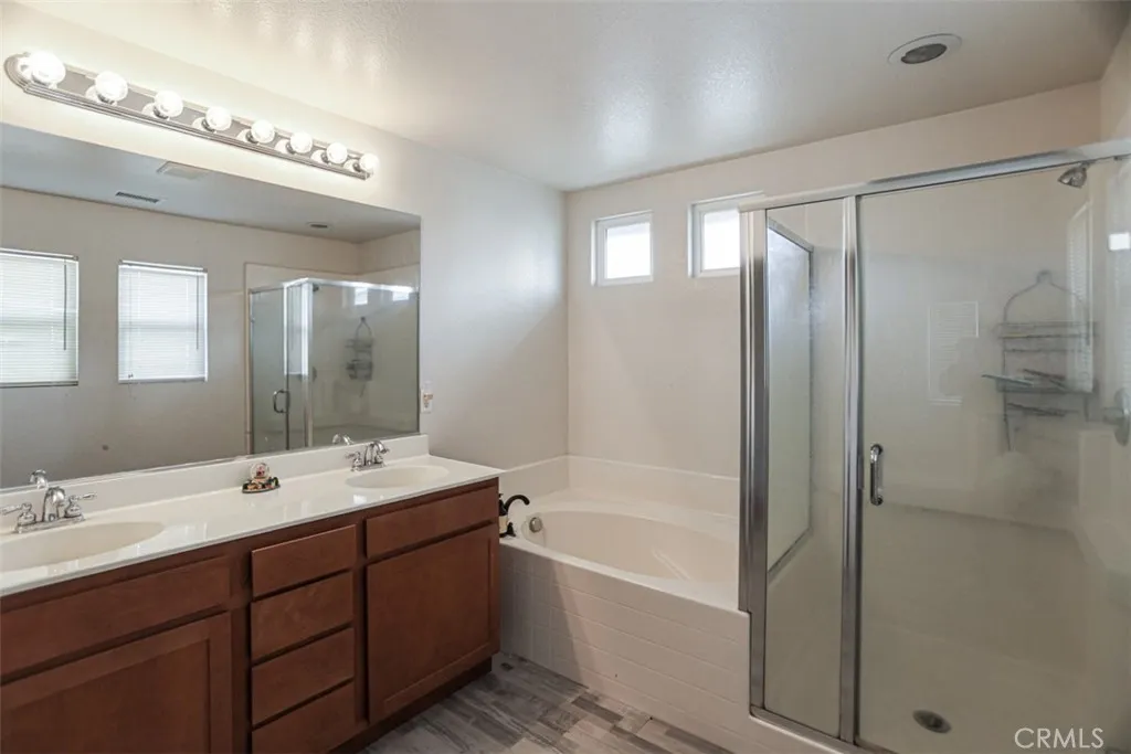 1356 Comfrey Leaf, Beaumont, California 92223 home-pic-30