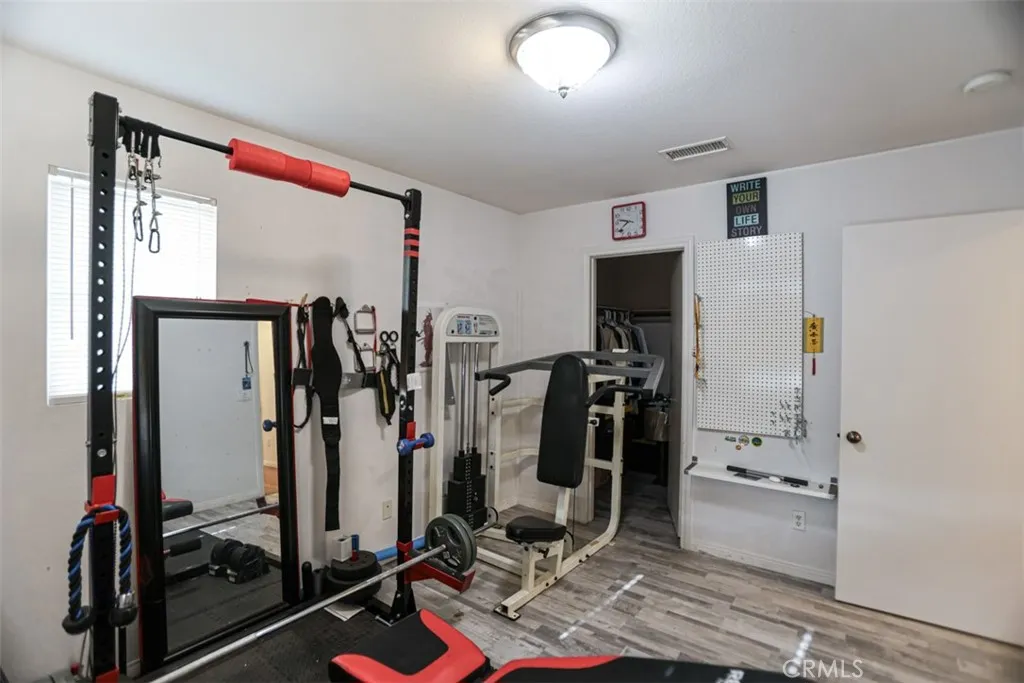 1356 Comfrey Leaf, Beaumont, California 92223 home-pic-37