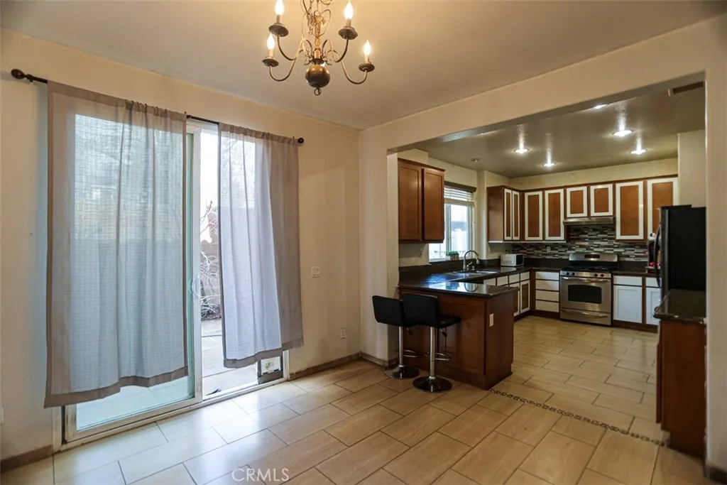1356 Comfrey Leaf, Beaumont, California 92223 home-pic-16