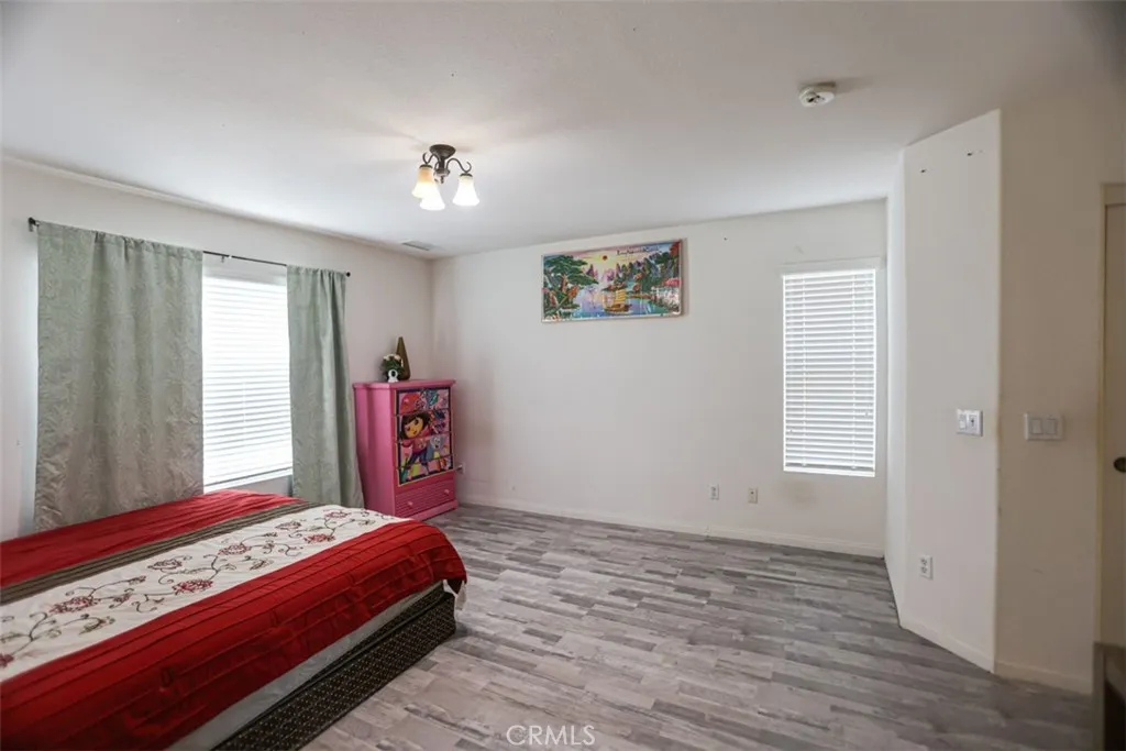 1356 Comfrey Leaf, Beaumont, California 92223 home-pic-32