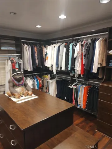 2ND BEDROOM IS A WALK IN CLOSET FROM CALIFORNIA CLOSETS