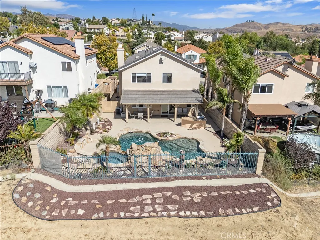 32241 Big Oak Lane, Castaic, California 91384 home-pic-2