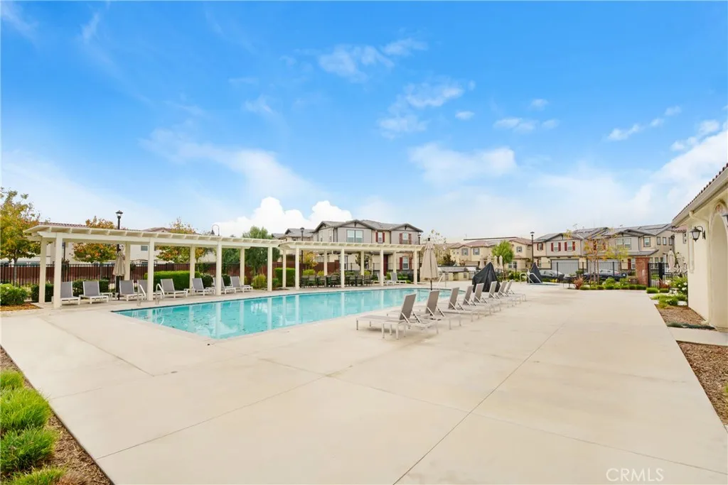 7394 Shorthorn Street, Chino, California 91708 home-pic-15