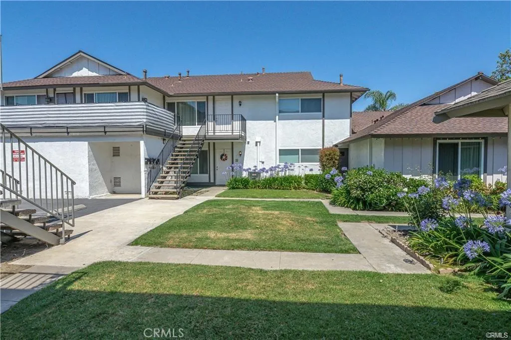 2625 W Orion, Santa Ana, California 92704 home-pic-1