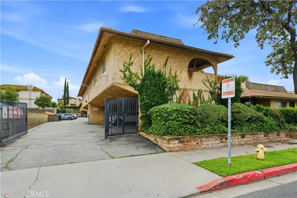 424 E Newmark, Monterey Park, California 91755 home-pic-1