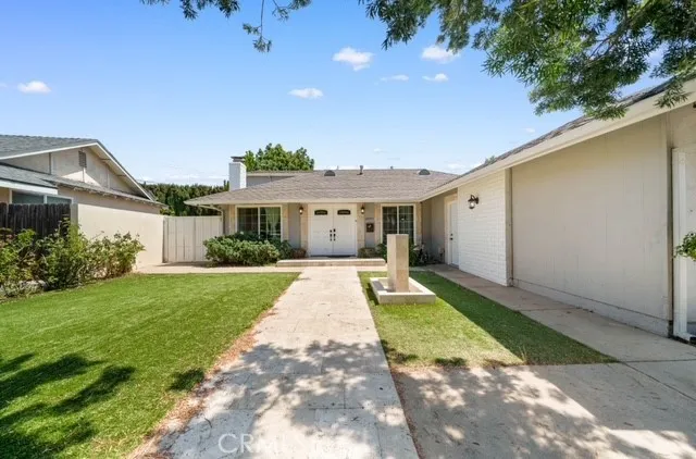 24252 Palmek Circle, Lake Forest, California 92630 home-pic-1