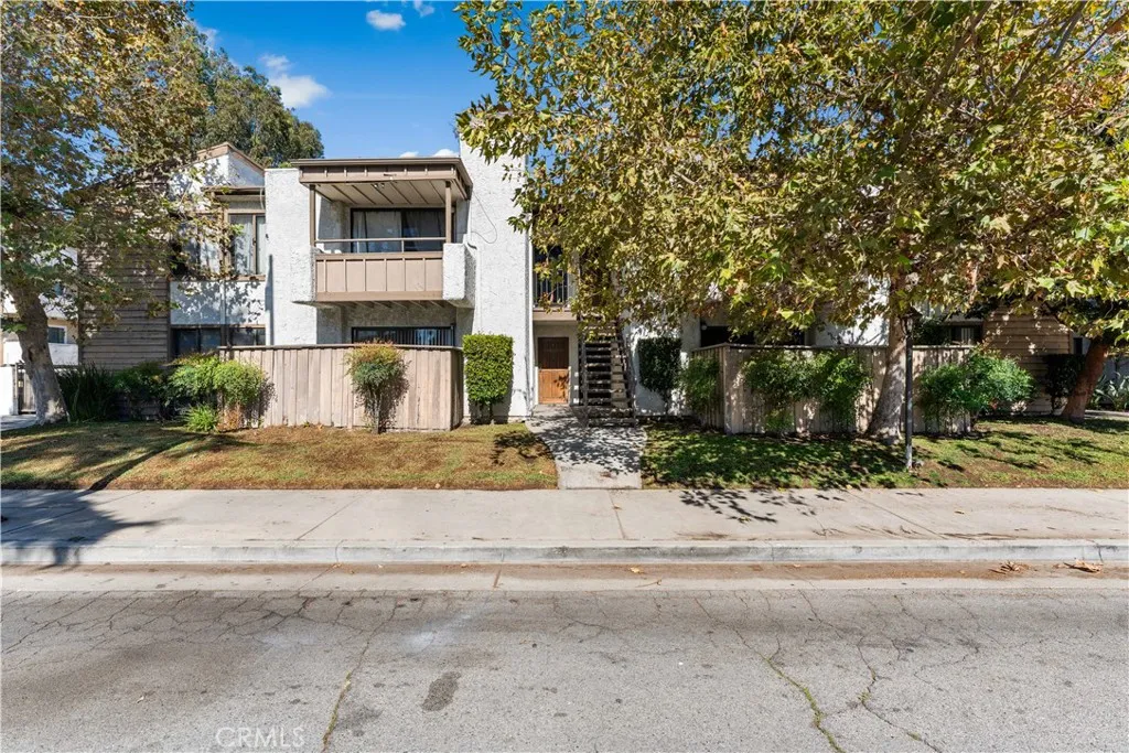 15511 Sherman Way, Van Nuys, California 91406 home-pic-3