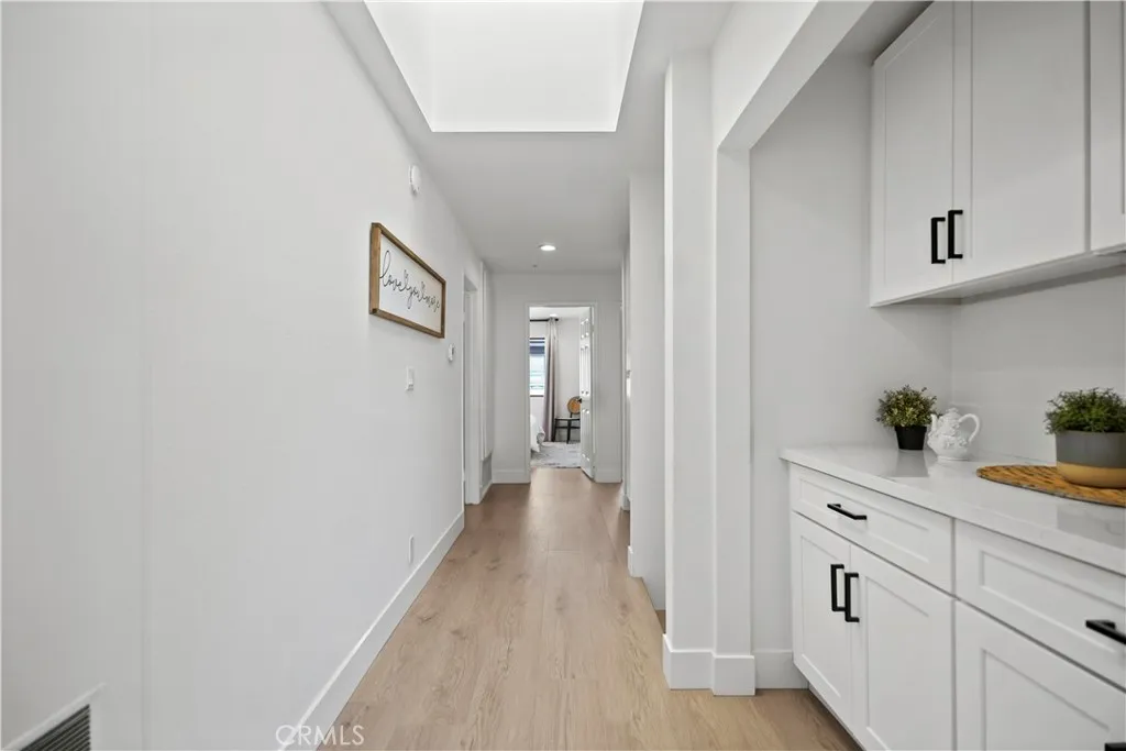 303 N Lincoln Avenue D, Monterey Park, California 91755 home-pic-12