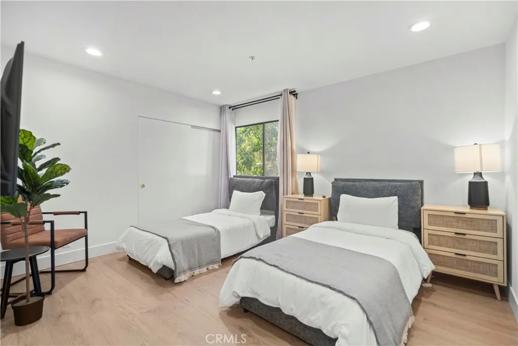 303 N Lincoln Avenue D, Monterey Park, California 91755 home-pic-13
