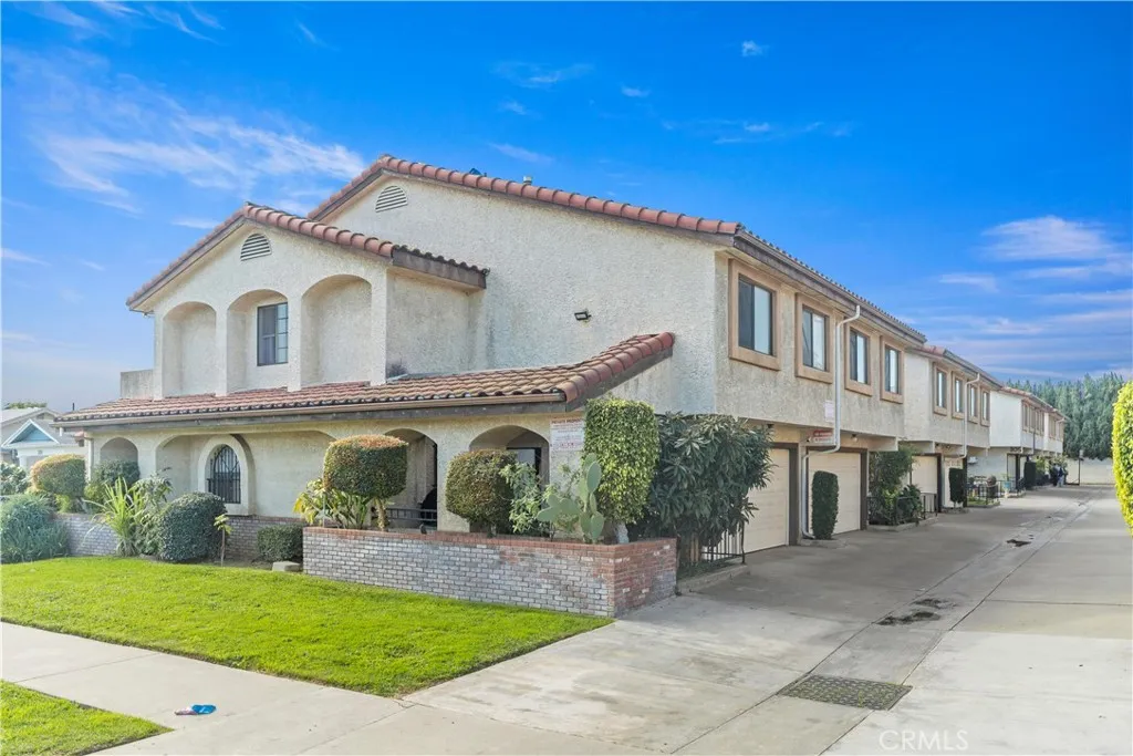 303 N Lincoln Avenue D, Monterey Park, California 91755 home-pic-20