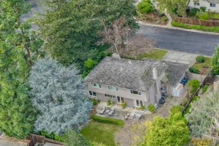 999 Hayman Place, Los Altos, California 94024