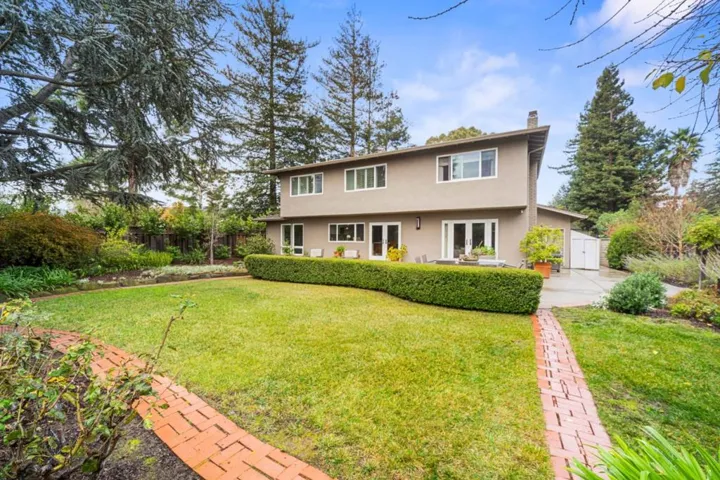 999 Hayman Place, Los Altos, California 94024