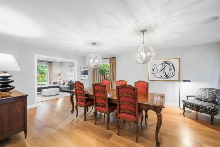 999 Hayman Place, Los Altos, California 94024