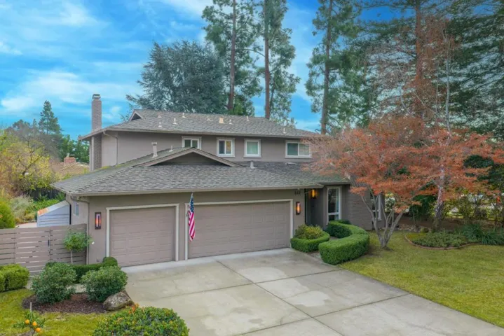 999 Hayman Place, Los Altos, California 94024
