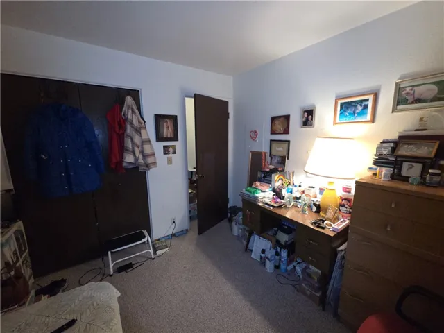 Upstairs bedroom 2.
