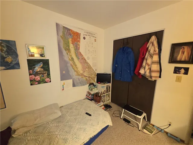 Upstairs bedroom 2.